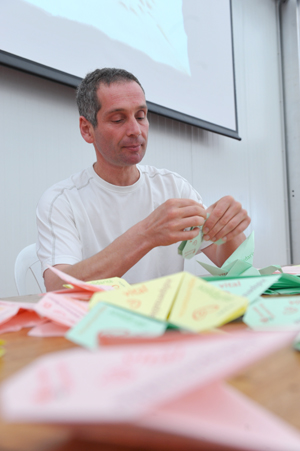 Vincent Floderer, maître de l'origami