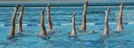 Les nageuses synchro de Brive à l'entrainement