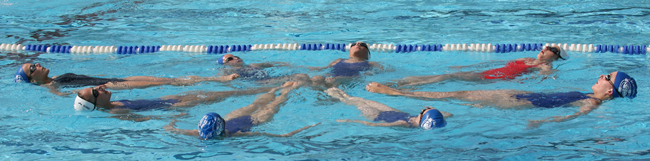 Les nageuses synchro de Brive à l'entrainement