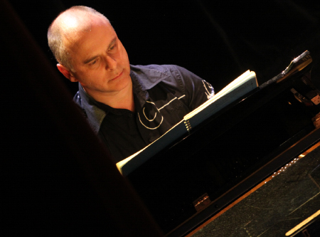 Emmanuel Roy, au piano
