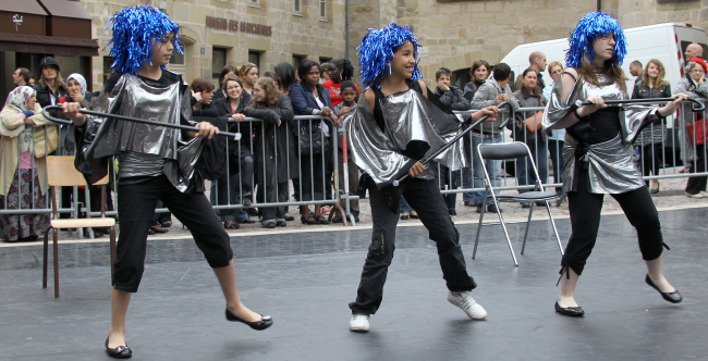 Scène ouverte aux centres socio-culturels dans le cadre de Danse en mai
