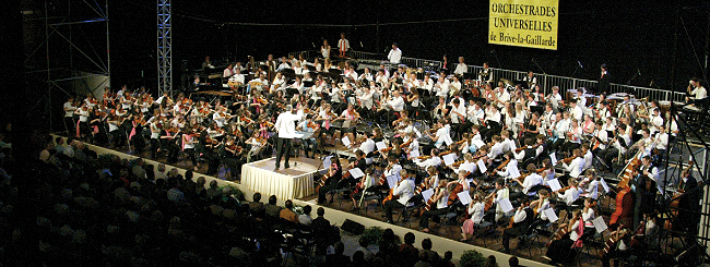 Le concert final des Orchestrades réunit chaque année tous les jeunes musiciens venus des quatre coins du monde pour participer à l'événement 