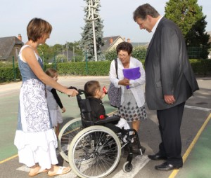 Rentrée des classes à l'école de Bouquet où les sanitaires ont été rénovés avec un aménagé pour permettre le passage en fauteuil roulant