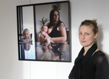 L'exposition de photographies "Portraits-allaitement", réalisée par Mathilde Fraysse, est à découvrir tout le mois durant à la maternité du centre hospitalier de Brive