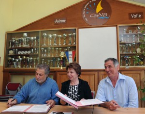 Signature de convention entre la Ville de Brive et le Club des sports nautiques de Brive