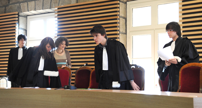 Simulation d'audience au tribunal