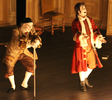 Les Femmes savantes de Molière dans une mise en scène baroque