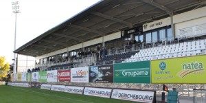 Nouvelle tribune au stadium (photo Diarmid Courrèges)