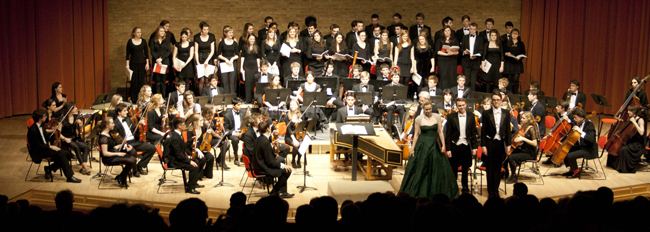 Chœeur et orchestre de la clare college music society de Cambridge