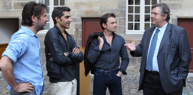 Le réalisateur Laurent Tuel et les deux acteurs et Clovis Cornillac reçus par Philippe Nauche