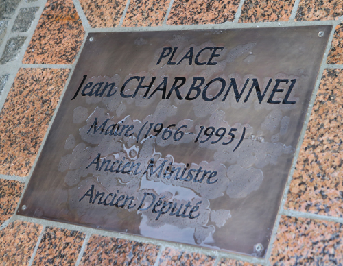 Plaque Jean Charbonnel